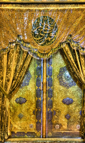 زخارف ونقوش أبواب حرم ابي الفضل العباس
