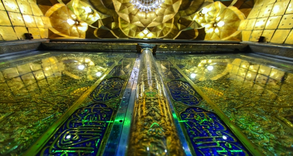 زخارف ونقوش أبواب حرم ابي الفضل العباس