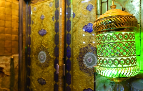 زخارف ونقوش أبواب حرم ابي الفضل العباس