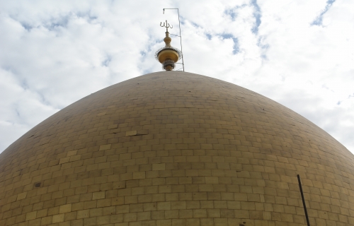 قبة حرم الإمام علي (عليه السلام)