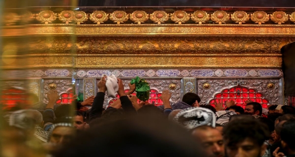 ضريح الامام علي (عليه السلام)