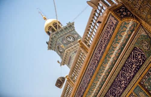 ساعة حرم  الإمام علي (عليه السلام)