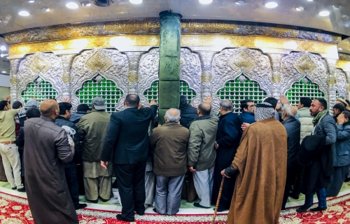 ضريح الإمام الحسين (عليه السلام)