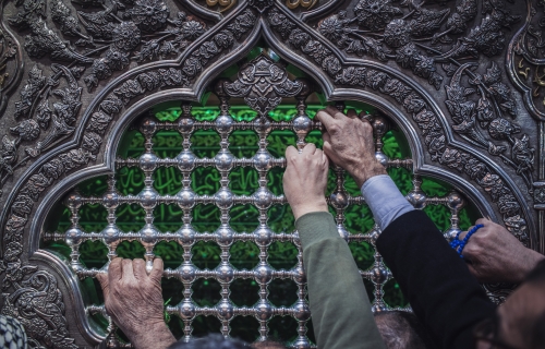 ضريح الإمام الحسين (عليه السلام)