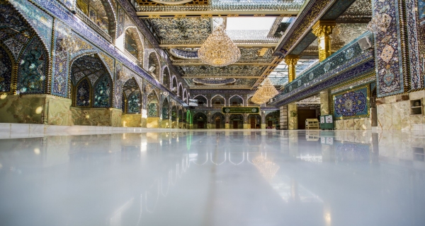 صحن الامام العباس (عليه السلام))