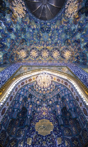باب الإمام الحسين عليه السلام في العتبة العباسية المقدسة