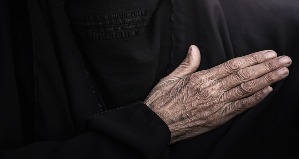 اللهم صل على محمد وال محمد