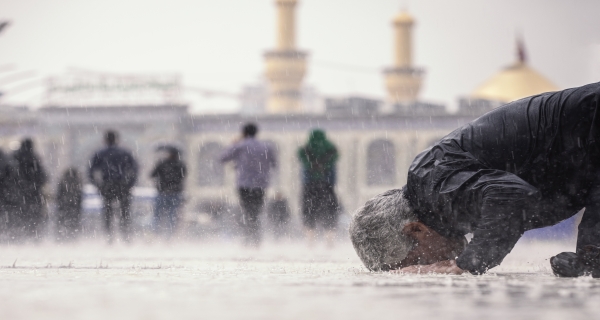 اللهم صل على محمد وآل محمد