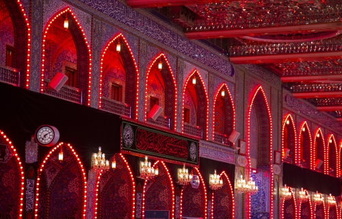 اللهم صل على محمد وآل محمد