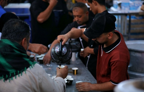 من خدمة مواكب الاربعين 