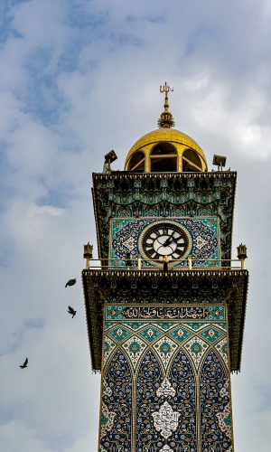 منارة الساعه حرم أمير المؤمنين عليه السلام 