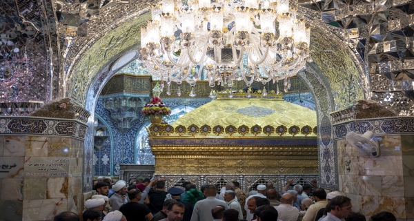 يا فاطمة اشفعي لي في الجنة فان لك عند الله شان من الشان
