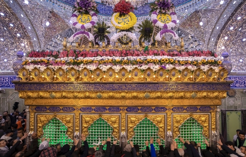  ضريح المولى ابي الفضل العباس عليه السلام