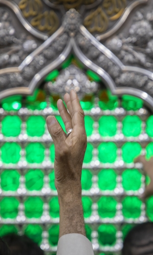 ضريح الإمام الحسين (عليه السلام)