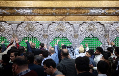 ضريح الإمام الحسين (عليه السلام)