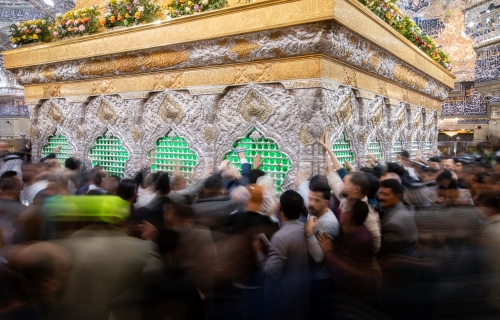 ضريح الإمام الحسين (عليه السلام)