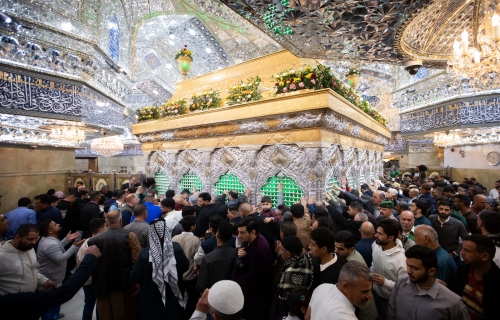 ضريح الإمام الحسين (عليه السلام)