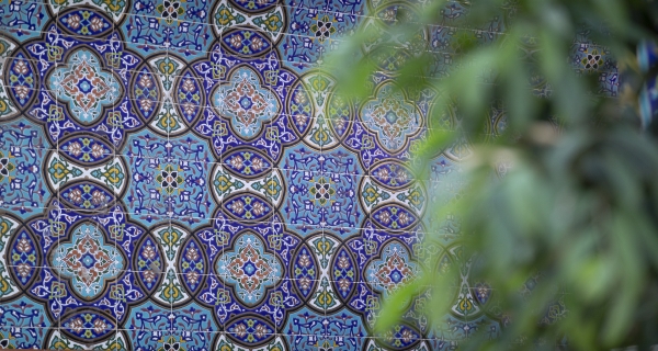 نقوش وزخارف إسلامية في العتبة العباسية 