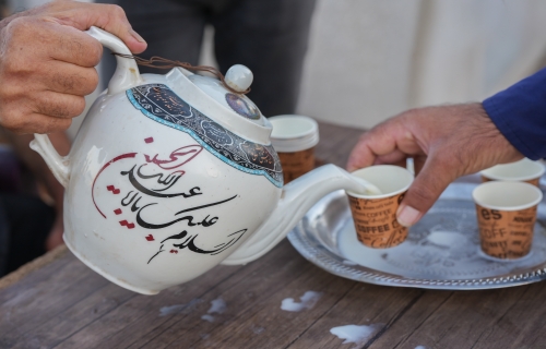 مواكب الخدمة في طريق مشاية النجف الأشرف