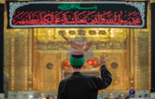 اَلسَّلامُ عَلَيْكَ يا اَبَا الْفَضْلِ الْعَبّاسَ ابْنَ اَميرِ الْمُؤْمِنينَ